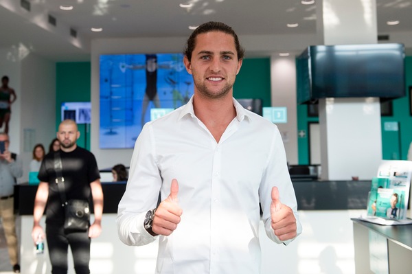 Rabiot, visite al J Medical. Poi la firma sul contratto con la Juve