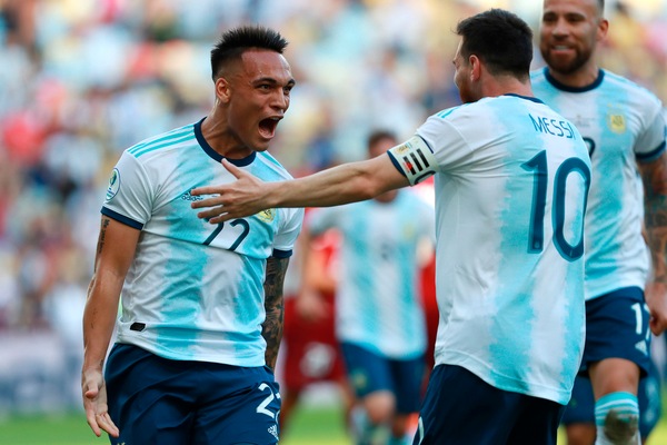 Inter, l'agente di Lautaro Martinez: "Barcellona? Nessuno ha parlato con noi"