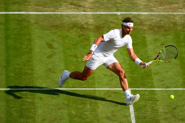 Wimbledon, Nadal facile, Kyrgios dà spettacolo. Federer col brivido