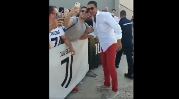 Ufficiale, Buffon torna alla Juve: visite e firma per un anno