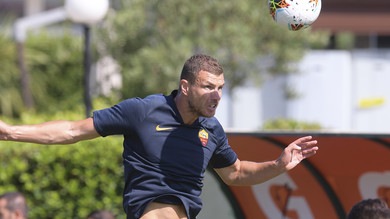 Dzeko suda con la Roma e aspetta l'Inter di Conte