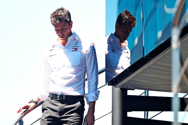 Silverstone, Wolff: "Bella battaglia tra Bottas e Hamilton"