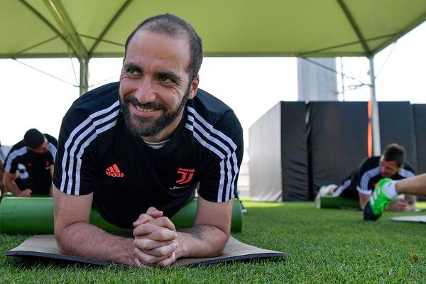 Icardi aspetta Higuain e Kean