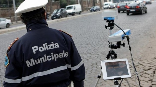 Il nuovo tutor controlla gli automobilisti: ecco Caesar