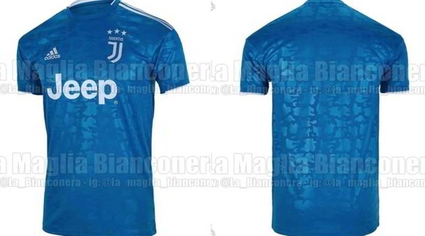 Juve, ecco la terza maglia: spuntano l'azzurro e il bianco
