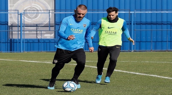Zarate accoglie De Rossi: "Adesso lotteremo insieme"