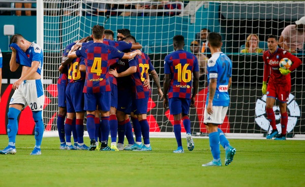 Napoli, tutto facile per il Barcellona: partenopei sconfitti 0-4