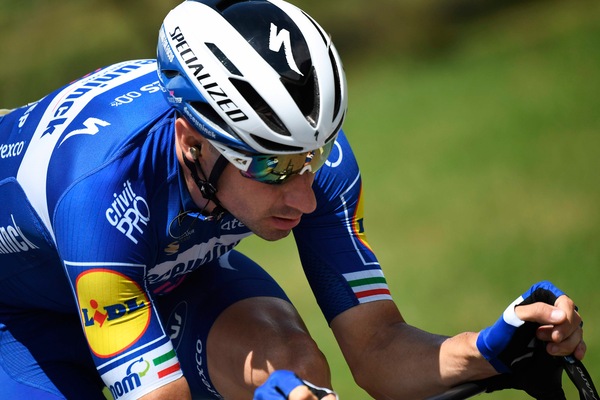 Elia Viviani conquista l'oro europeo nella prova in linea individuale