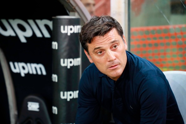 Montella: "Mercato chiuso, finalmente. Torneremo a essere la vera Fiorentina"