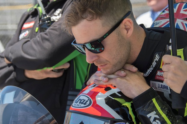SBK Portimao, Rea vince Gara 1