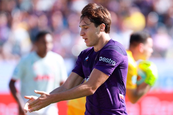 Fiorentina, Pradè: "Chiesa? Ora pensi al presente, non al futuro"