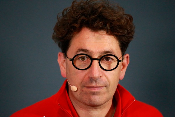 Binotto: "Nuovi pezzi in arrivo a Singapore"