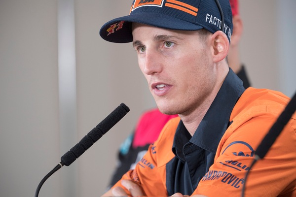 Pol Espargaro: "Sulla moto Valentino Rossi è come Messi"