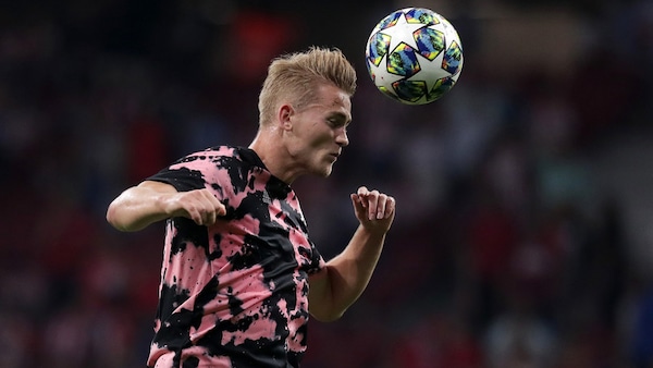 La Juve si allena con la maglia tie & dye di adidas