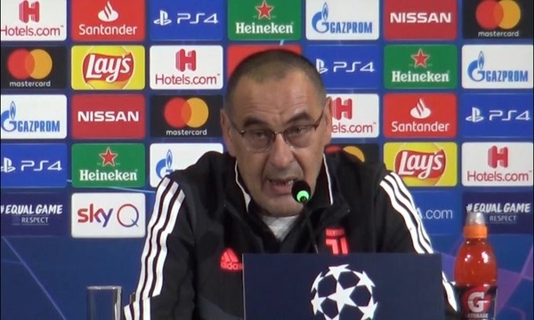 Sarri elogia Cr7: "Mentalmente è il più forte"