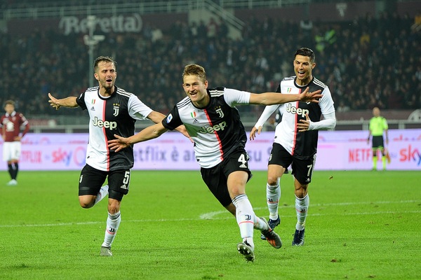 De Ligt risolve il derby, la Juve lascia dietro l'Inter