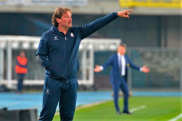 Diretta Crotone-Ascoli alle 21. Probabili formazioni e dove vederla in tv