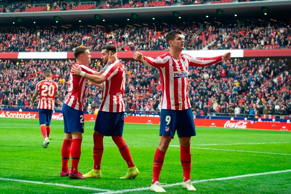 Morata salva l'Atletico contro l'Espanyol. Il Siviglia vince il derby