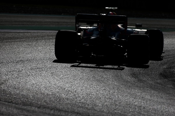 Gp Brasile: Albon comanda le libere, terzo Vettel