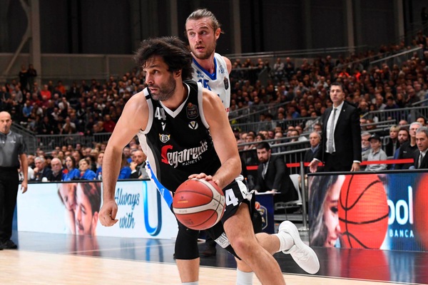 La Virtus Bologna vince ancora. Perdono Milano, Brescia e Venezia