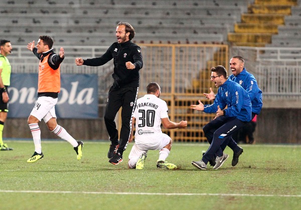 Serie C, la Pro Vercelli riacciuffa il Renate sul 2-2. Blitz esterno del Carpi