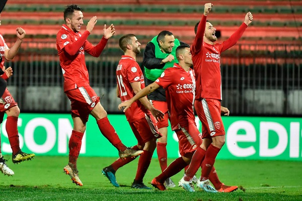 Monza schiacciasassi: 2-0 all'Alessandria. Pontedera corsaro a Siena