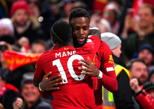Premier League, derby al Liverpool. Mourinho ko a Manchester