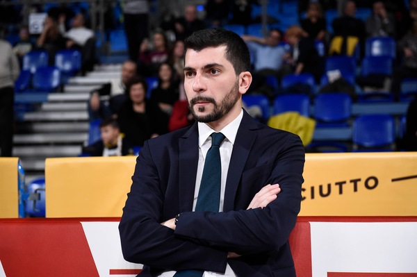 Pesaro, coach Perego esonerato: Sacco torna in panchina