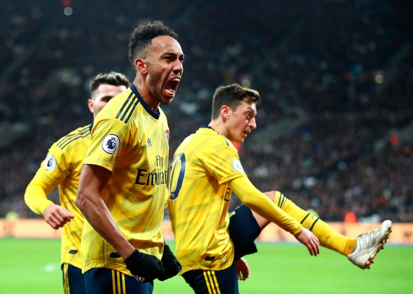 West Ham-Arsenal 1-3, Ljunbgerg festeggia il primo successo