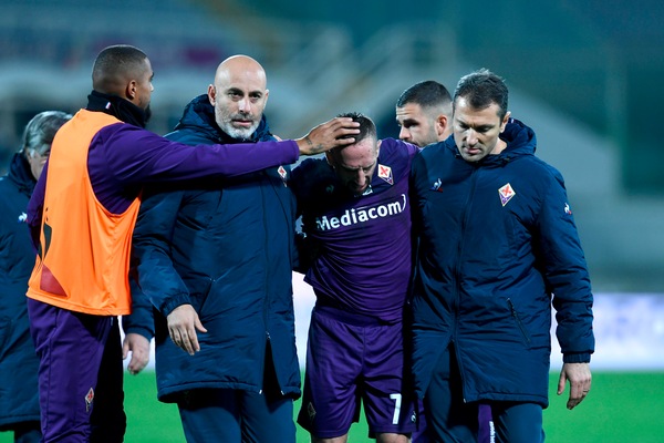 Fiorentina, si allontana il rientro di Ribery: dovrà operarsi
