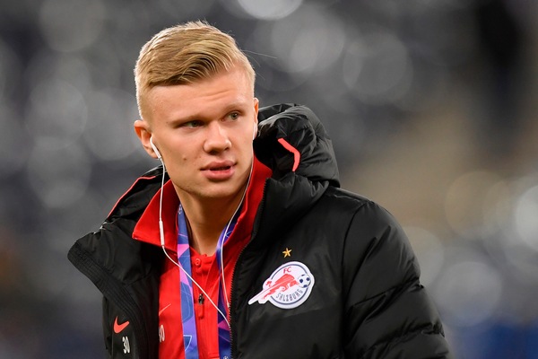 Haaland, che lotta: la Juve combatte