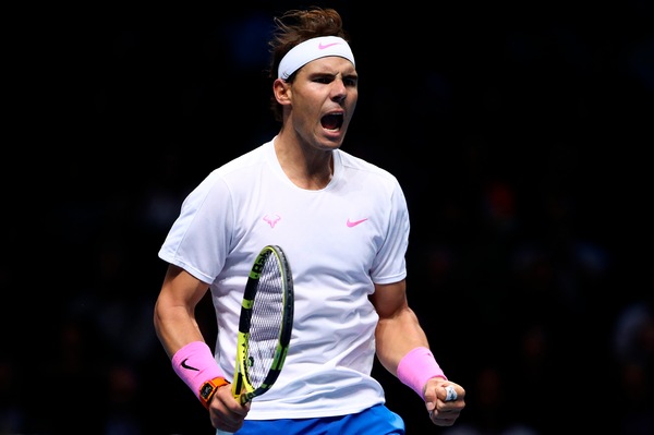 Abu Dhabi, Nadal schianta Khachanov e sfida Tsitsipas in finale