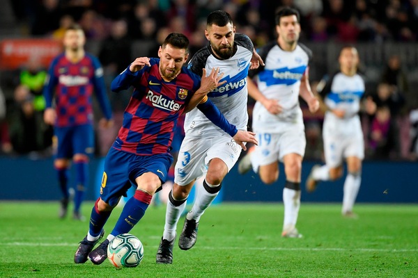 Liga, clamoroso Barcellona: 2-2 con l'Espanyol, assist al Real! Atletico terzo