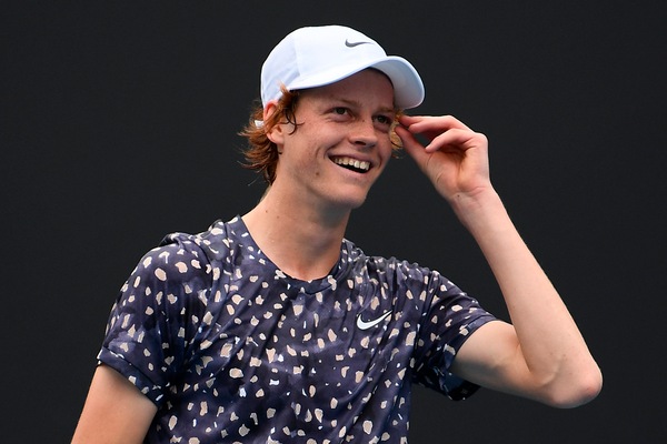Sinner batte Purcell e accede al secondo turno dell'Australian Open