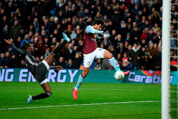 Carabao Cup, Trezeguet manda in finale l'Aston Villa al 93': beffato il Leicester