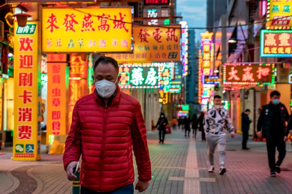 Coronavirus, 6.078 i contagi. Cina stanzia altri 560 milioni di euro
