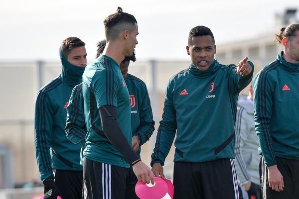 La Juve spera in maggio: le possibili tappe per ripartire