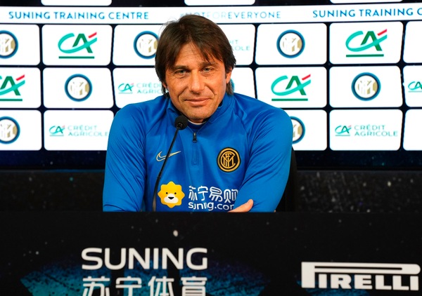 Conte: "Duello con la Juve? Mi interessa zero, penso solo all'Inter"