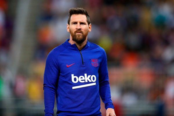 Barcellona, caos Messi. Dembelè ko: si torna sul mercato