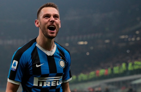 De Vrij: "Lazio-Inter? Una sfida che ogni calciatore vorrebbe giocare"