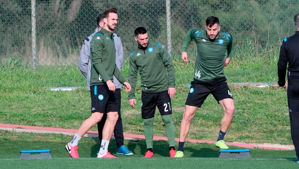 Napoli, allenamenti individuali: lavoro aerobico, tecnico e con il pallone