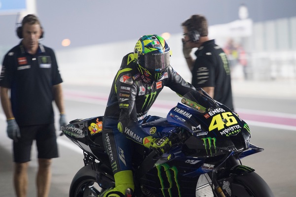 Gp Qatar annullato, Rossi: "Non si sa quando si parte, dura da accettare"