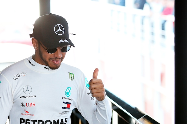 F1, Hamilton: "Pirelli sa che abbiamo bisogno di gomme migliori"