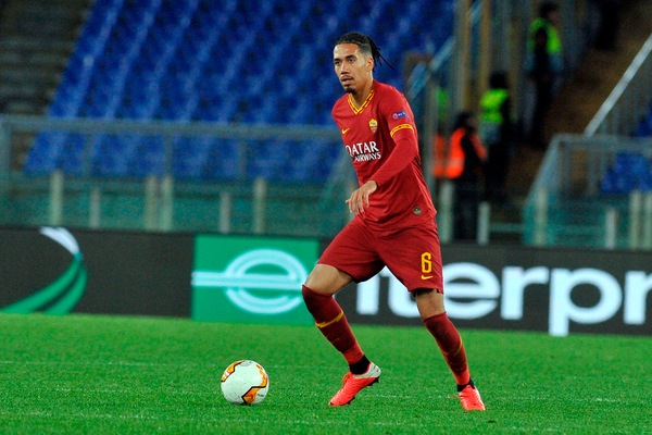 Roma, lo United chiede 30 milioni per il riscatto di Smalling