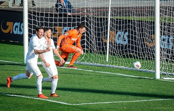 Serie B Cittadella-Pordenone 0-2. Venezia-Crotone 1-3