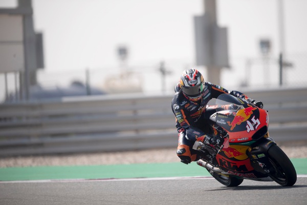 Moto2, Qatar: Nagashima 1°, podio per Baldassarri e Bastianini