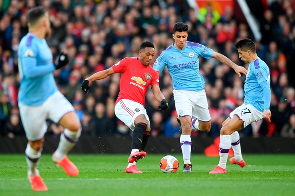 Premier League, partite più corte e gratis su YouTube: ecco la clamorosa proposta