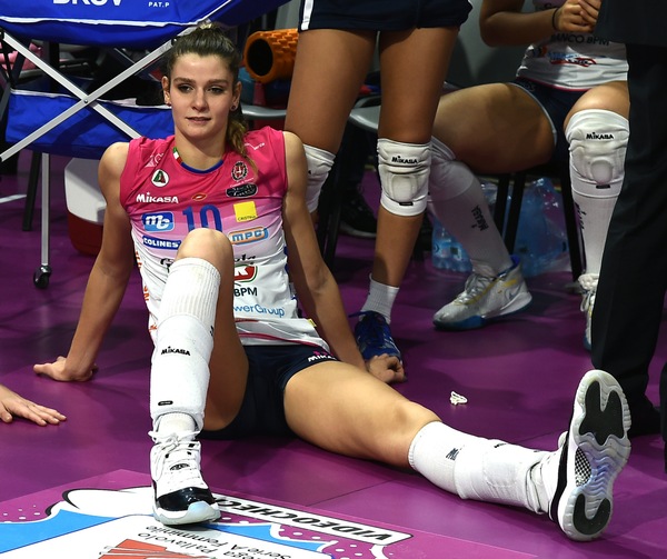 L'Igor Novara in campo contro il coronavirus