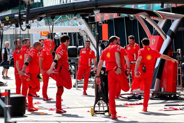 Coronavirus, F1: rinviato il Gp d’Australia