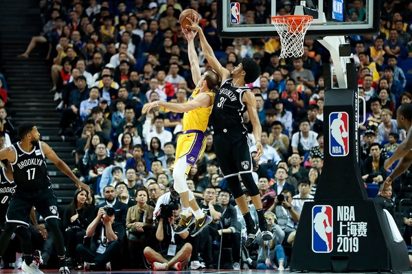 La Nba interrompe in anticipo la corsa al titolo di Mvp